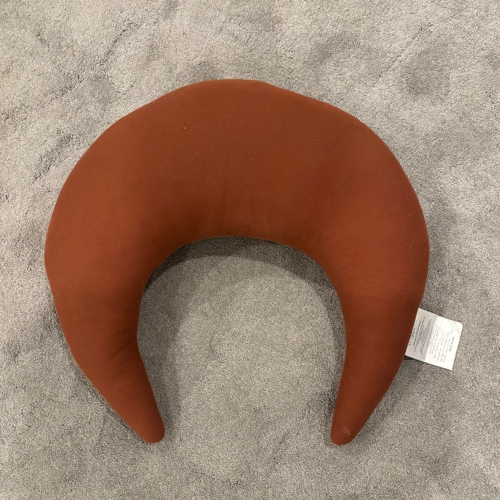 Snuggle me feeding Pillow